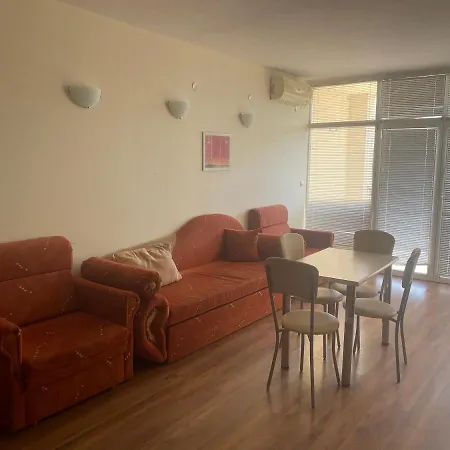 Διαμέρισμα Semiramida Gardens Apartment Σάνι Μπιτς