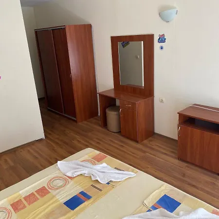 Semiramida Gardens Apartment
